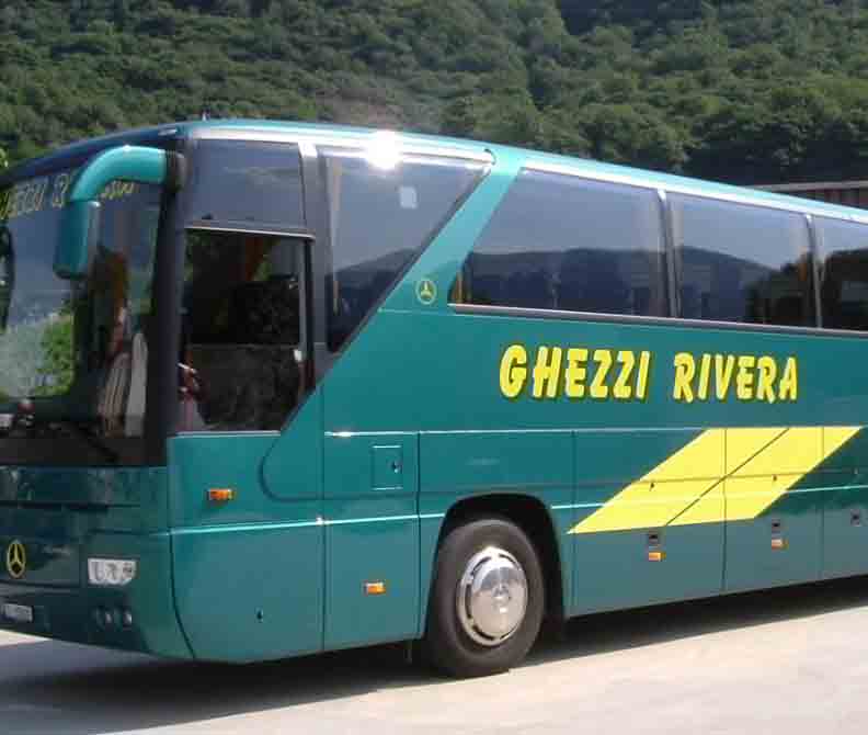 Ghezzi Giorgio e Roberto viaggi - escursioni,
assuntori postali e taxi ,  6802 Rivera