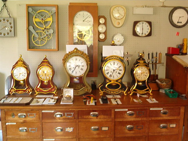 Uhren Bijouterie Pendulerie Lthi Inh.W.Greiter