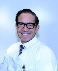MAXILLO-GESICHTSCHIRURGIE - Dr. Alejandro Arza ist Facharzt fr Kiefer- und Gesichtschirurgie.