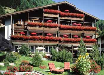 Hotel Au Chalet Cairn Saas-Fee: Swiss Chalets
Holzhaus 
