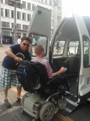 Rollstuhltaxi | Behindertentransport | gnstige Taxi | Taxi Stadt Zrich | schnellste Weg