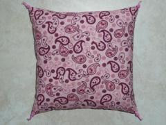 Verschiedene Duftkissen aus frischen Kr�utern